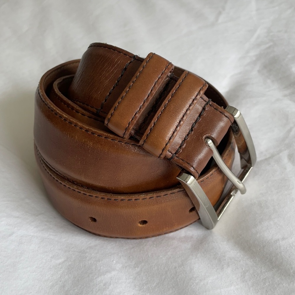Light Brown Allen Edmonds calfskin leather belt